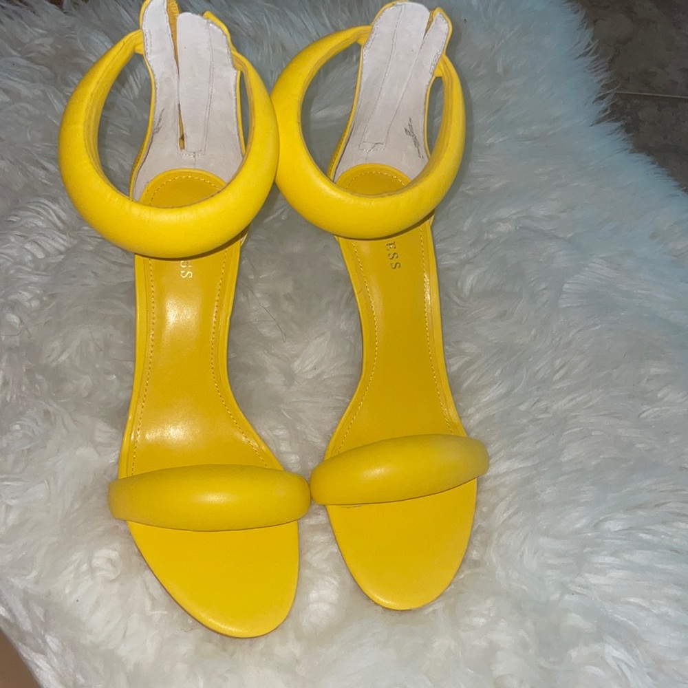 Guess Yellow Puffer Heels